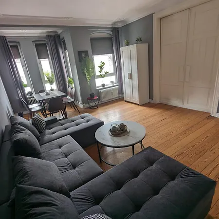 Apartment Stadtnah An Der Foerde 27 3 Og R Flensburg